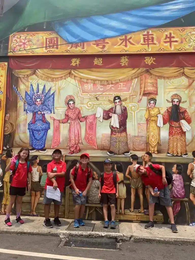 bilingual environment kindergarten education